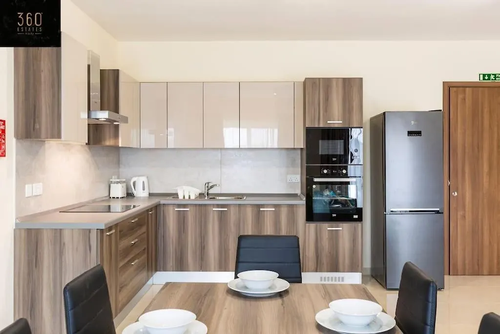 Designer 3Br Home, W/ Lovely Green Views & Wifi By 360 Estates Marsaxlokk Appartement