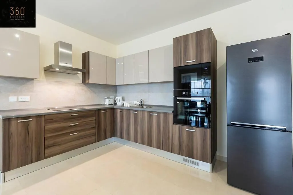 Designer 3Br Home, W/ Lovely Green Views & Wifi By 360 Estates Marsaxlokk Appartement